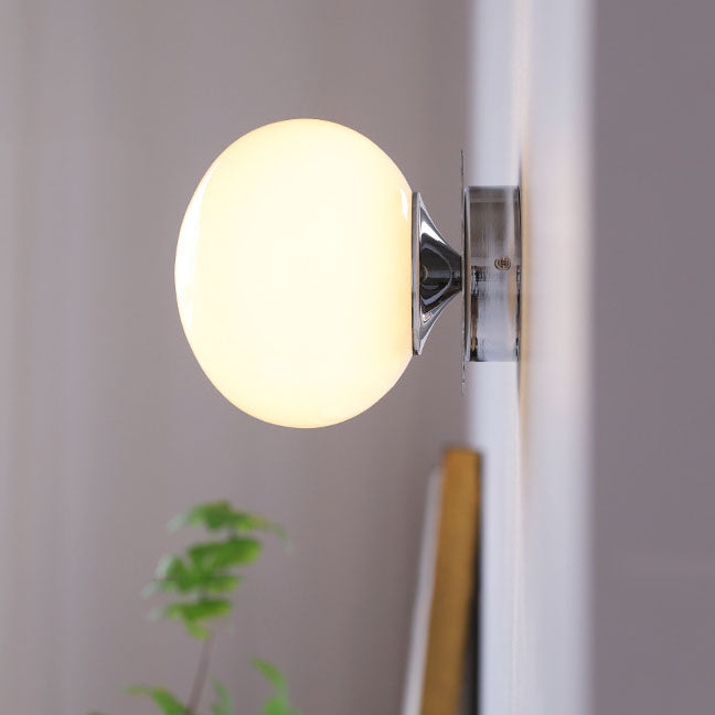 Modern Vintage Minimalist Iron Glass Round Head 1-Light