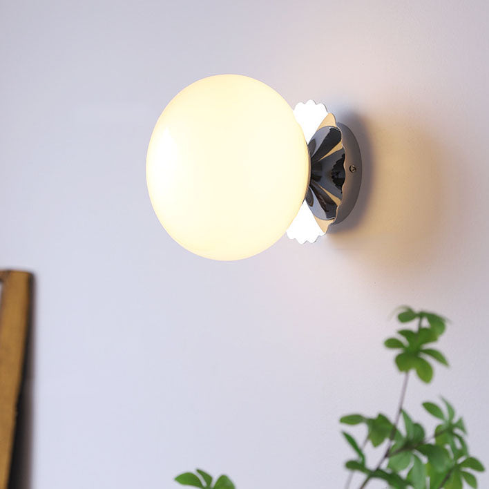 Modern Vintage Minimalist Iron Glass Round Head 1-Light