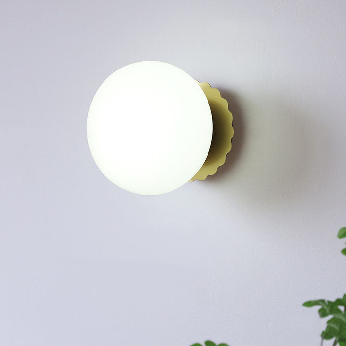 Modern Vintage Minimalist Iron Glass Round Head 1-Light